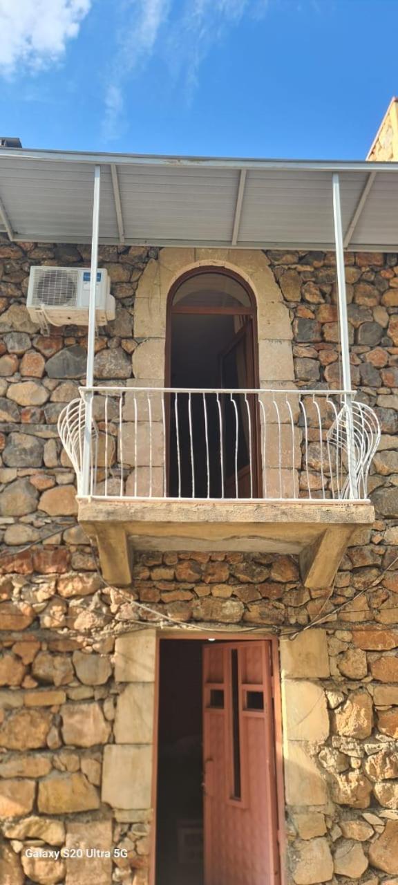 Noravank's Hotel Areni Exteriör bild