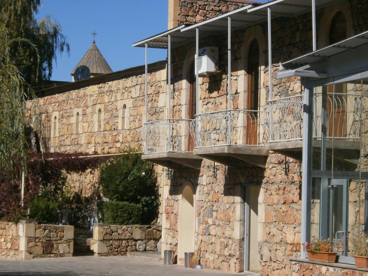 Noravank's Hotel Areni Exteriör bild